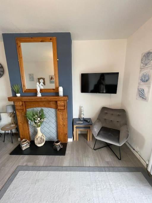 First Floor Apartment With Mountain Views Tywyn Extérieur photo